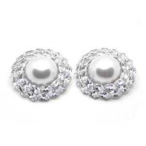 🆕 Round Pearl and Rhinestone Earrings
